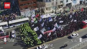 VIDEO: Pendukung Yoon Suk Yeol Demonstrasi Lagi, Diadang Polisi