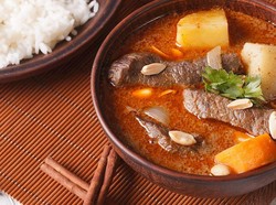 5 Masakan Daging Terenak di Asia Tenggara, Ada Rendang dan Gulai