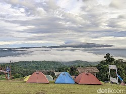 Wisata Camping Jadi Pilihan Warga Ciamis Akhiri Libur Sekolah