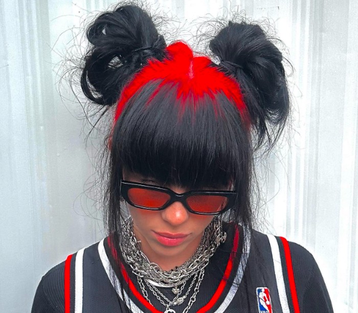 Merah/Foto: instagram.com/billieeilish