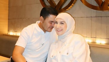 img-title Kompor hingga Alat Masak Irish Bella Disorot, Warganet Curigai Haldy Sabri...