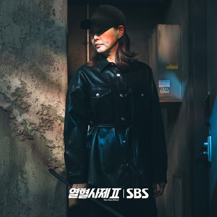 Honey Lee di The Fiery Priest 2