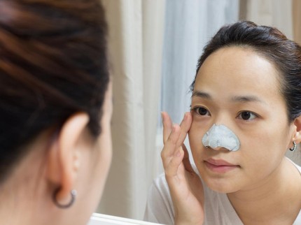 11 Rekomendasi Masker Penghilang Komedo Terbaik & Aman Terdaftar BPOM