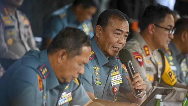 Dalam kasus penembakan bos rental, Puspomal telah mengamankan dan menetapkan tiga oknum prajurit sebagai tersangka.