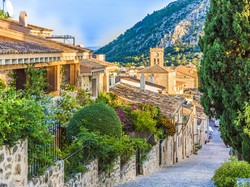 Palma Favorit Turis Dunia, Kini Diberi Predikat Kota Paling Kotor di Spanyol