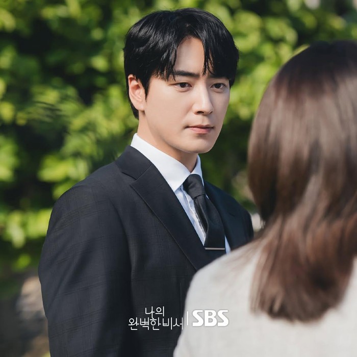 Lee Joon Hyuk di Love Scout