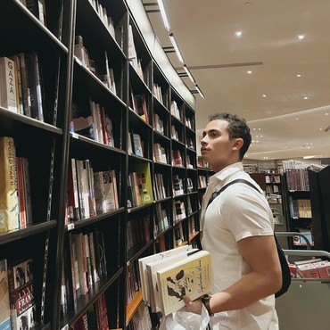 Dicatut Penipu, Omara Esteghlal Imbau Publik Hati-hati dengan Nomor Telepon Ini