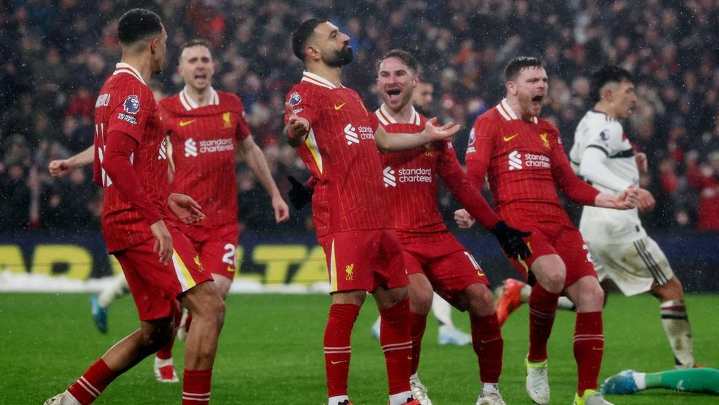 Robertson Sebut Salah Banyak Memberi Bantuan di Liverpool