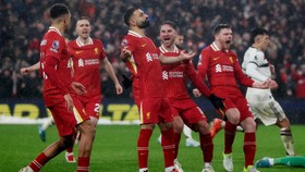 FOTO: Liverpool Nyaris Dipermalukan MU di Anfield