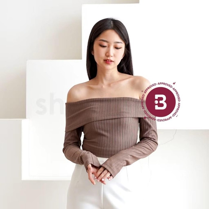 Shesimply Sabrina Long Sleeve Top [Brown]
