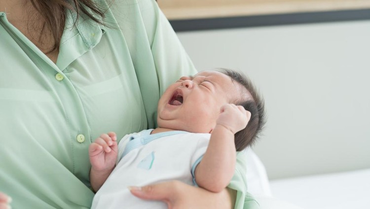 Bayi nangis