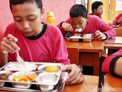 Sekolahmu Tidak Dapat Susu di Program Makan Bergizi Gratis? Ini Alasannya