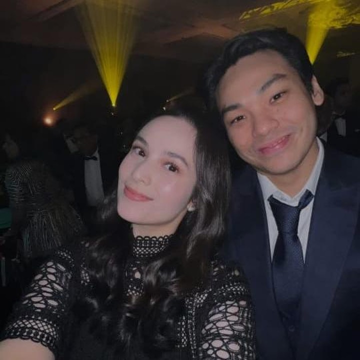 <p>Chelsea Islan dan sang suami, Rob Clinton Kardinal, belum lama ini menghadiri resepsi pernikahan Pevita Pearce dan suami yang dilangsungkan di Malaysia. (Foto: Instagram@chelseaislan)</p>