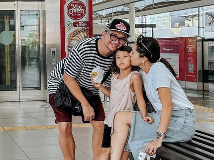 7 Potret June Anak Poppy Sovia di Usia 5 Tahun, Parasnya Curi Perhatian