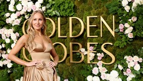 Nikki Glaser Diincar Lagi Usai Sukses Jadi Host Golden Globe 2025