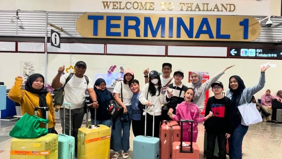 Pasha Ungu dan Keluarga Liburan ke Thailand Pasha Ungu dan Keluarga Liburan ke Thailand