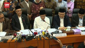 VIDEO: DPR Ungkap Alasan Biaya Haji 2025 Turun dari Tahun Lalu