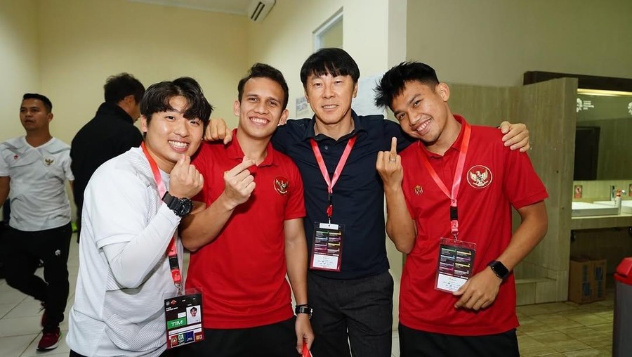 Shin Tae-yong memberikan pesan perpisahan kepada Egy Maulana Vikri. STY mendoakan penggawa Timnas Indonesia itu supaya dijauhkan dari cedera.