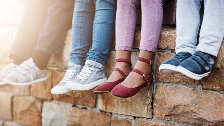 ini Kesalahan Orang Tua saat Membeli Sepatu Anak Menurut Pakar ini Kesalahan Orang Tua saat Membeli Sepatu Anak Menurut Pakar