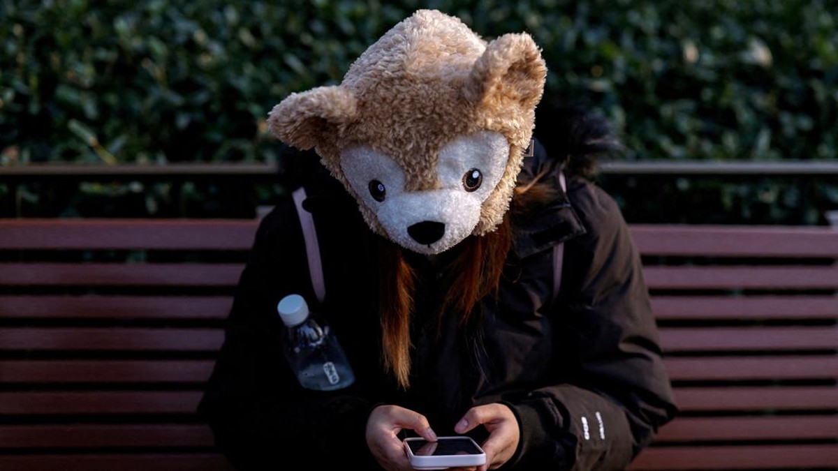 FOTO: Kala Boneka Rubah Linabell Jadi Penenang Hati Anak Muda China