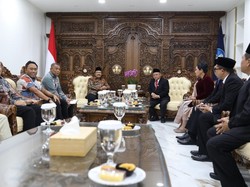 Video Mensos Temui Mendikdasmen Kolaborasi untuk Bangun Sekolah Rakyat