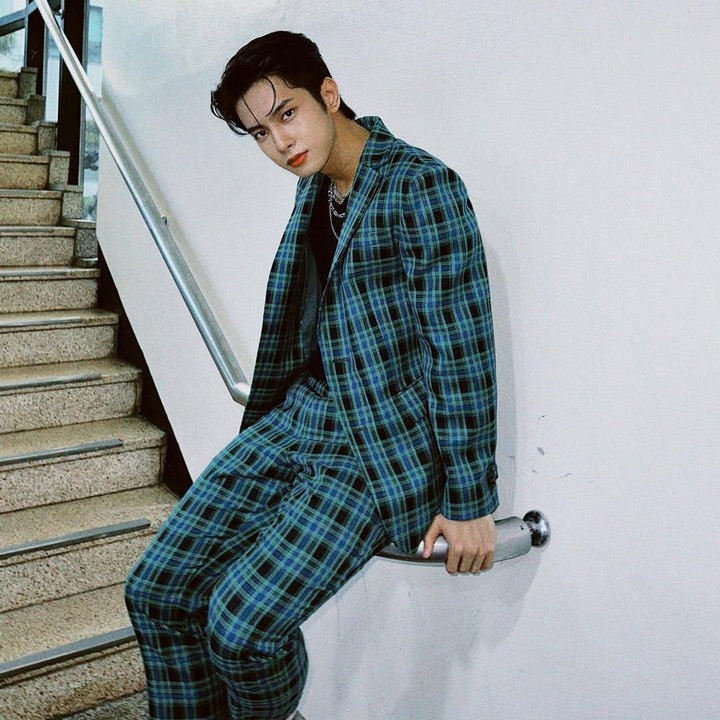 <p>Kenji Chua atau dikenal sebagai Kyler menjadi salah satu idol Kpop tertampan di dunia. Ini merupakan tahun kedua member boyband HORI7ON tersebut masuk dalam daftar wajah paling tampan di dunia versi TC Candler. (Foto: Instagram @im._.kyler)</p>