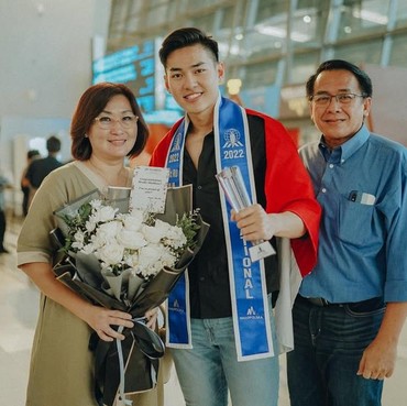 Cantiknya Ibu Calon Mertua Nikita Mirzani yang Ternyata Tajir Melintir