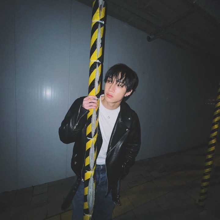 <p>Member boygroup Stray Kids, Bang Chan, kembali masuk ke dalam daftar idol Kpop paling tampan di dunia. Pada tahun 2023, ia juga masuk dalam deretan wajah tertampan di dunia versi TC Candler. (Foto: Instagram @gnabnahc)</p>