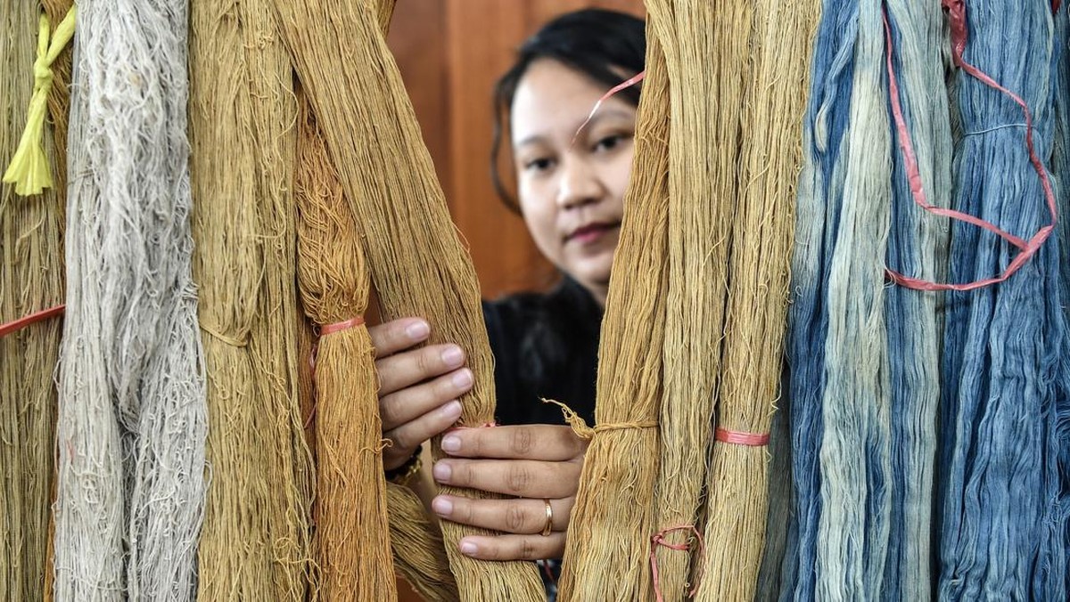 FOTO: Tenun Ulap Doyo, Identitas Suku Dayak Benuaq yang Berharga