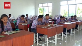 VIDEO:Makan Bergizi Gratis di SMPN 3 Bintan Ditunda Karena Masalah Ini