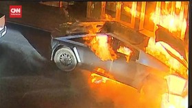 VIDEO: Fakta Baru Soal Mobil Tesla Cybertruck Meledak di Trump Hotel