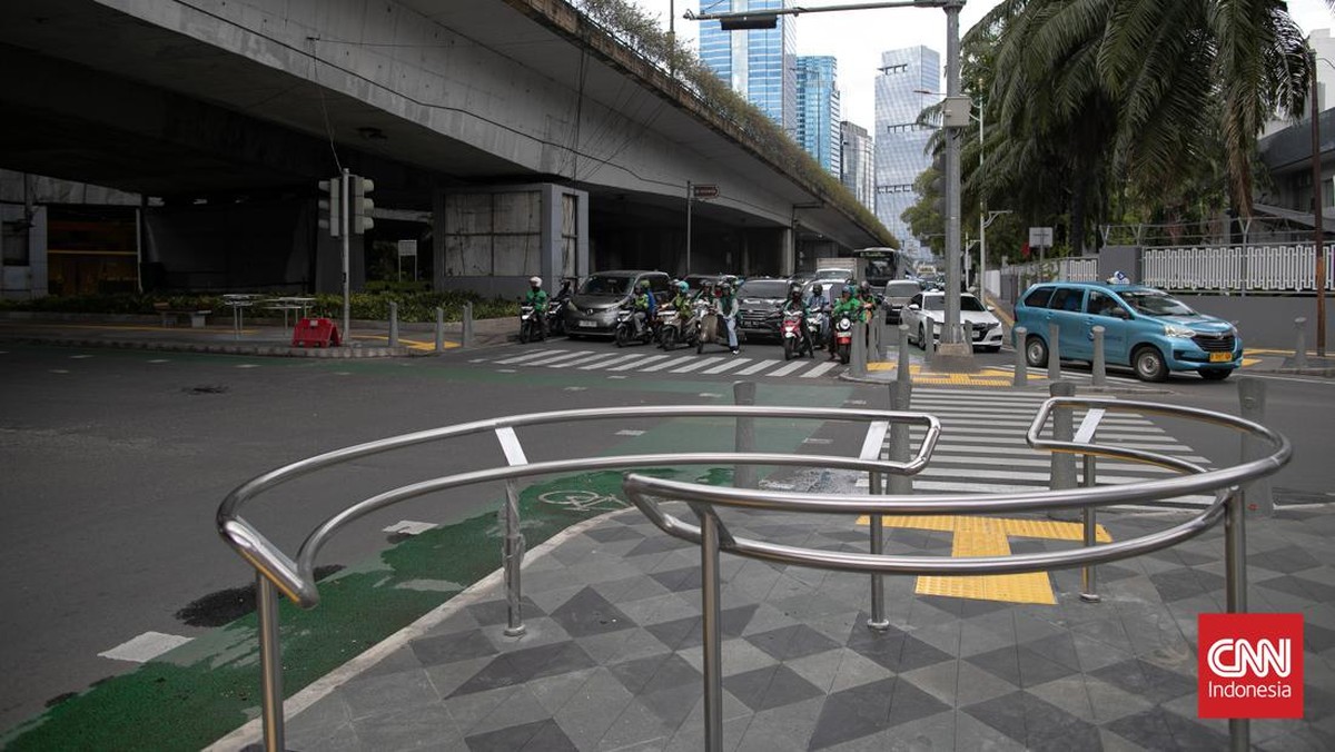 FOTO: Trotoar Rasuna Said, Spot Baru Ruang Publik di Jakarta