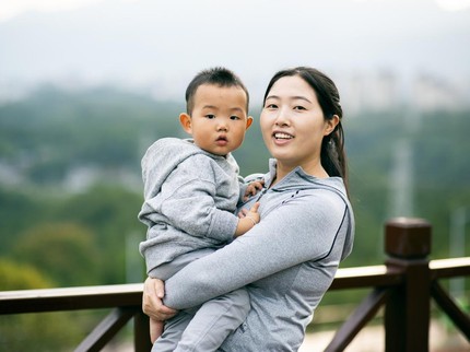 Alasan Semakin Sedikit Orang Korea Selatan yang Menyusui Anaknya, Ternyata...
