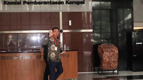 VIDEO: Ahok Diperiksa KPK Terkait Kasus Pengadaan LNG