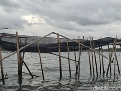 Tak Cuma Tangerang, Pagar Laut Juga Ditemukan di Bekasi