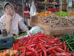 Harga Sembako Jatim Hari Ini: Cabai Turun, Bawang Merah Naik
