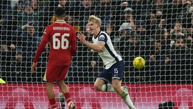 Semifinal Carabao Cup: Tottenham Menang Dramatis 1-0 Atas Liverpool