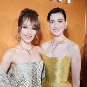 Gaya Elegan Cinta Laura, Anne Hathaway, hingga Liu Yifei di Bulgari Exhibition 2025