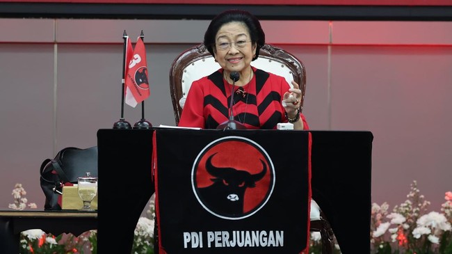 Ketum PDIP, Megawati Soekarnoputri, menyinggung kasus norma nan menjerat Sekjen partainya, Hasto Kristiyanto dalam peringatan HUT ke-52 PDIP.