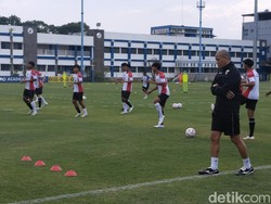 Nova Arianto Gembleng Zahaby Gholy Cs di Bandung Jelang Piala Asia U17