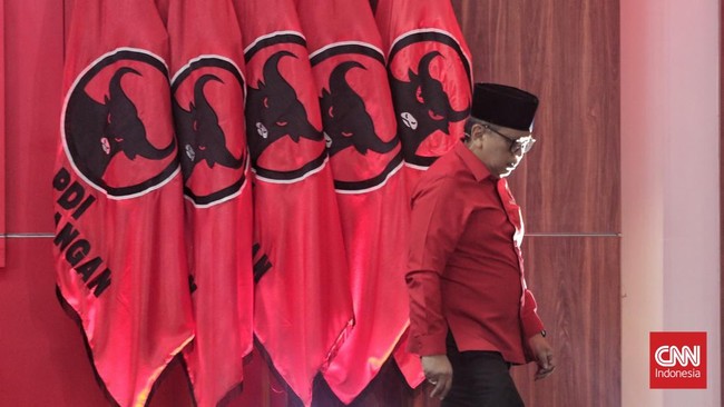 Sekjen PDIP Hasto Kristiyanto mengaku telah mempelajari hak-hak sebagai tersangka menjelang diperiksa oleh KPK dalam kasus dugaan suap pada Senin (13/1).