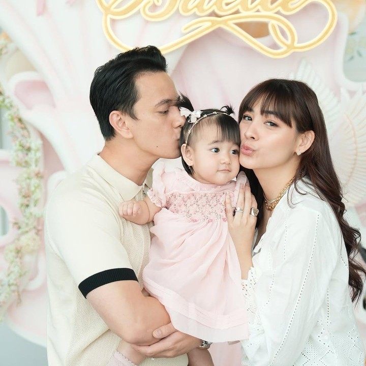 <p>Billy menyebut bisa melihat sang putri tumbuh dengan baik adalah hadiah yang paling indah dalam hidupnya. Ia pun berharap agar kehidupan Brielle selalu bahagia dan memiliki kenangan penuh cinta. (Foto: Instagram: @billydavidson_)</p>