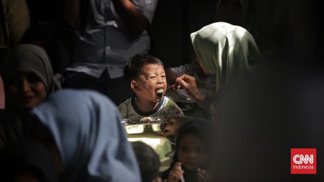 Ahli gizi dr Tan Shot Yen mengkritik program MBG di depan Komisi XI DPR RI, Senin (22/9). Ia mengkritik pemberian menu MBG yang jauh dari kata sehat.