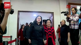 VIDEO: Momen Megawati-Puan Gandengan Tangan Hadiri HUT PDIP ke 52