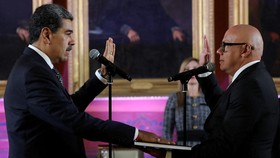 FOTO: Pelantikan Nicolas Maduro Jadi Presiden Venezuela Tiga Periode