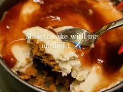 Demi Popularitas, Viral Wanita Nekat Buat Cheesecake di Pesawat