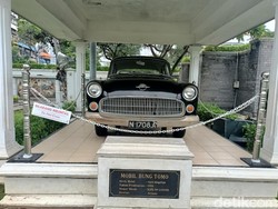 Sederet Fakta Mobil Bung Tomo di Kawasan Tugu Pahlawan