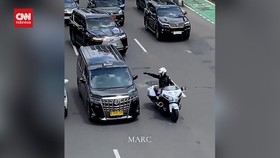 VIDEO: Viral Petugas Patwal Mobil RI 36 Diduga Arogan di Jalan