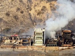 Viral Satu Rumah Ajaib Selamat di Tengah Kebakaran Los Angeles