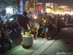Wanti-wanti ke Pemburu Koin Jagat Tak Rusak Fasilitas Publik